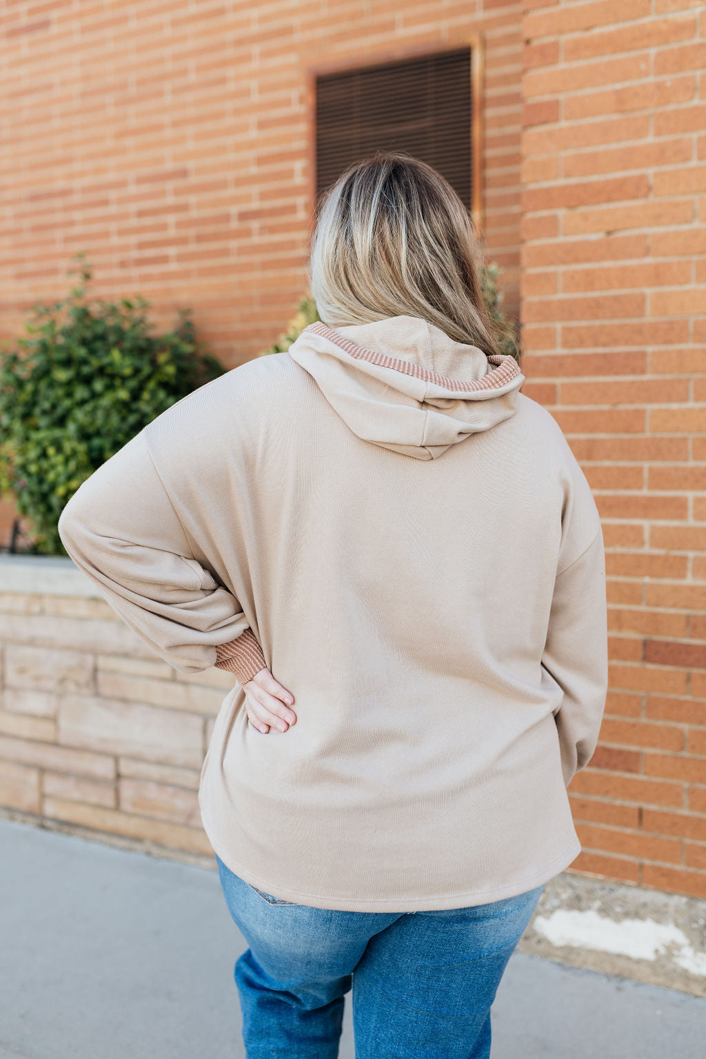 Rikki Hoodie *ALL SALES FINAL* (S Left)