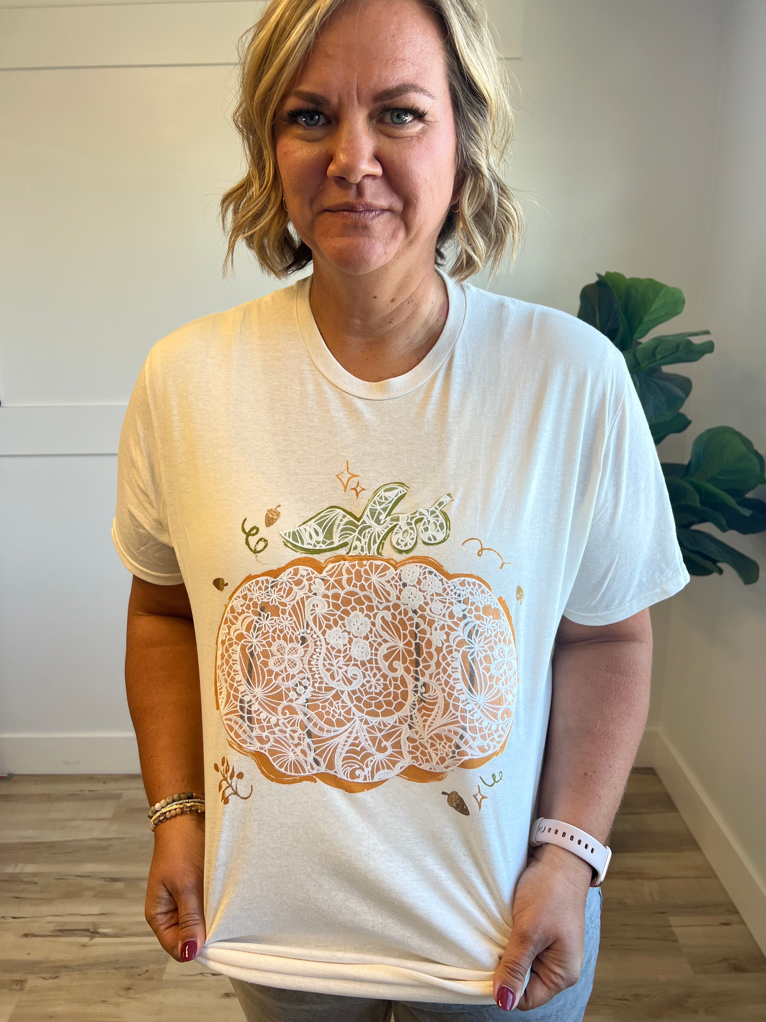 Lace Pumpkin Tee *ALL SALES FINAL*