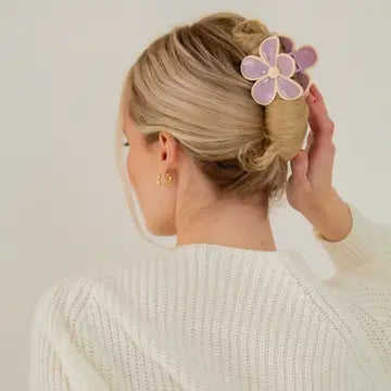 Andi Flower Claw Clip