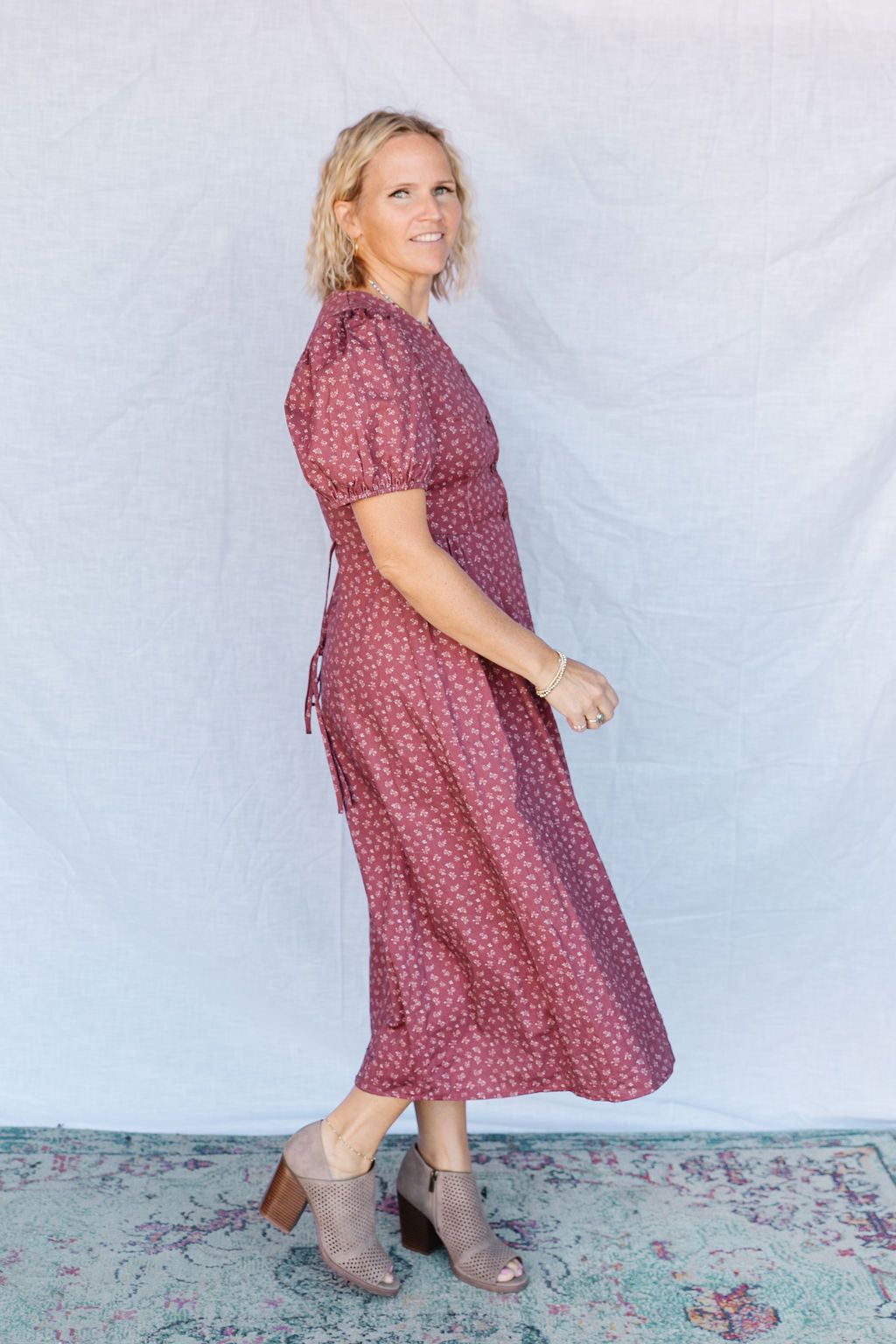 Twila Midi