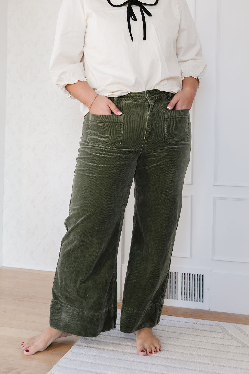 Moss Corduroy Pants