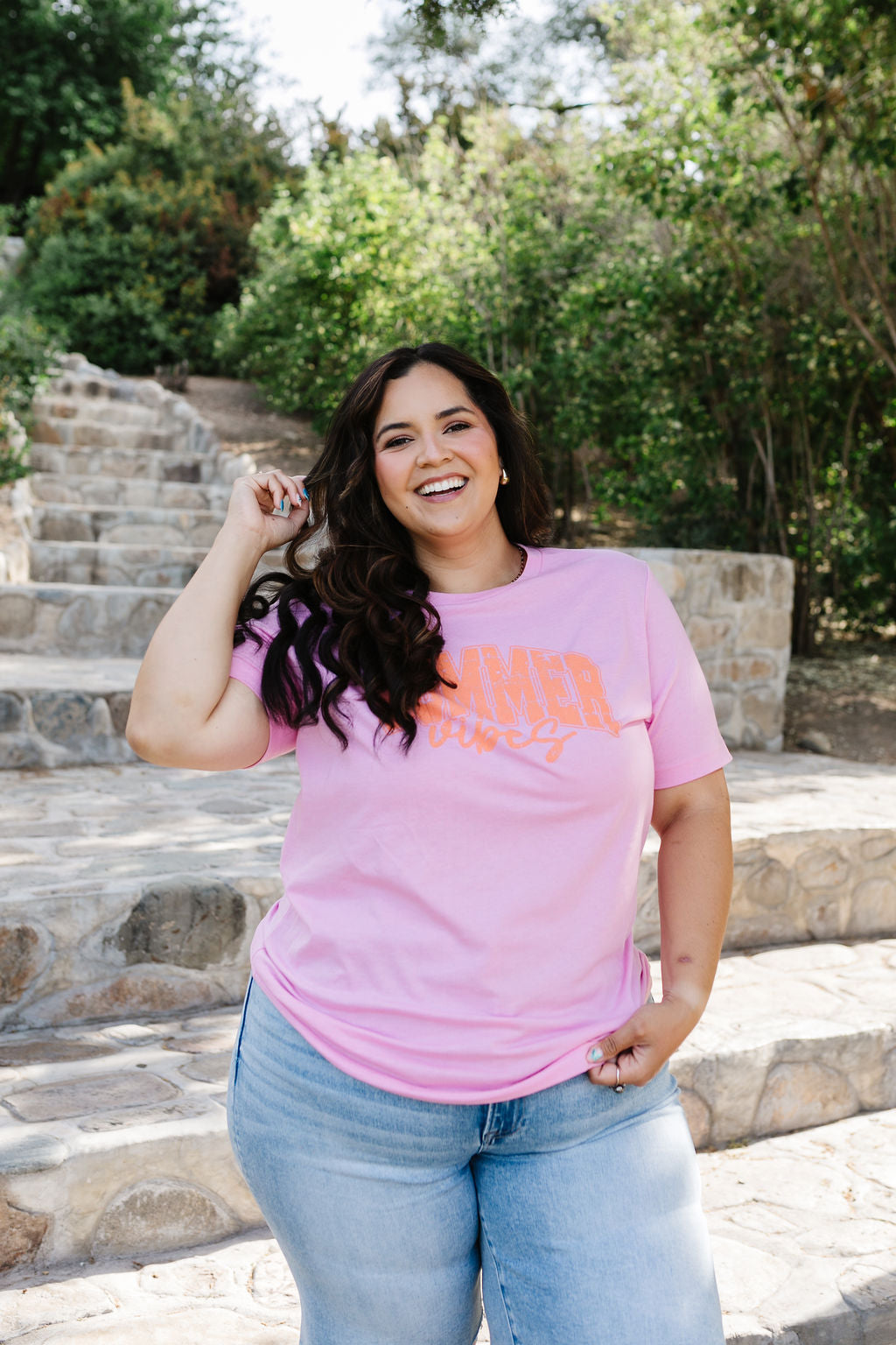 Summer Vibes Tee *ALL SALES FINAL*