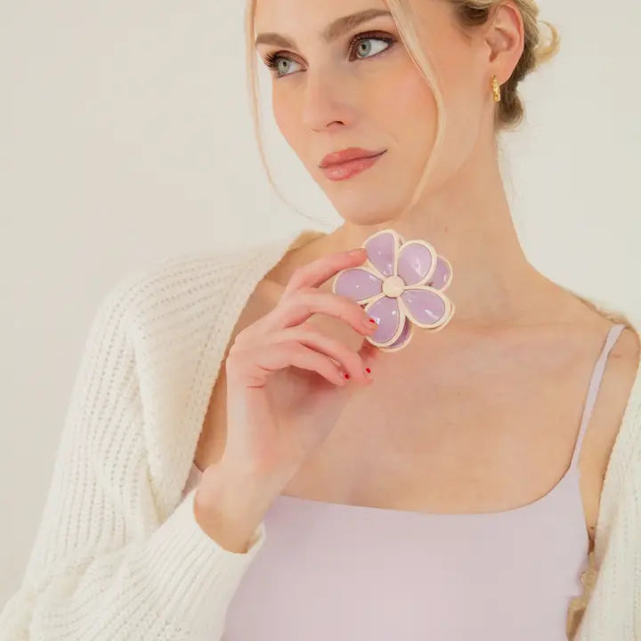 Andi Flower Claw Clip