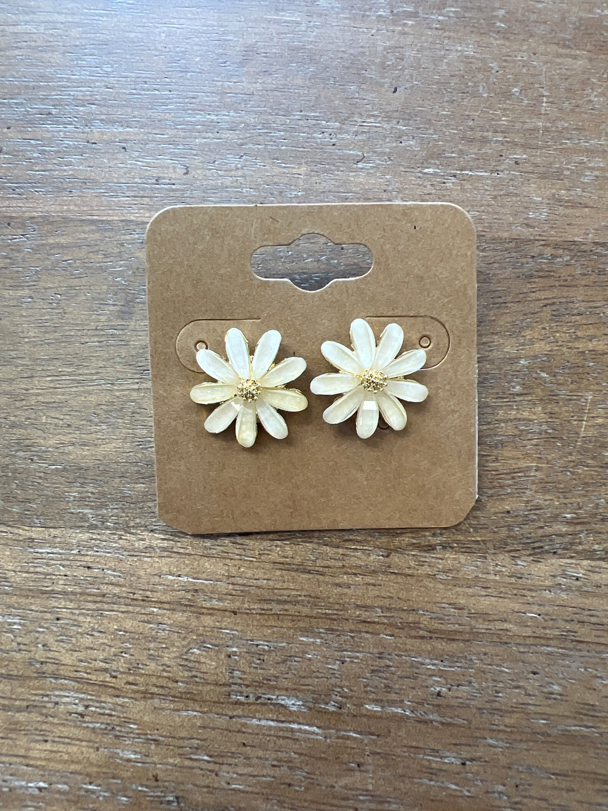 White Daisy Earrings