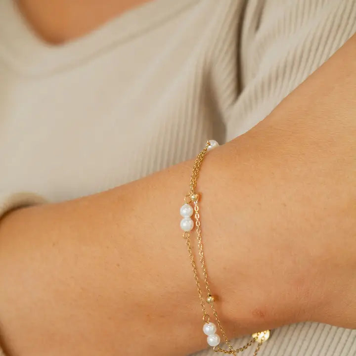 ANDI Gold & Pearl Chain Bracelet