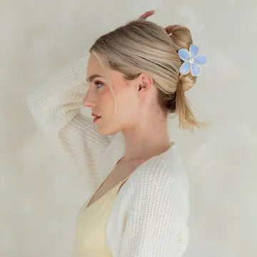 Andi Flower Claw Clip