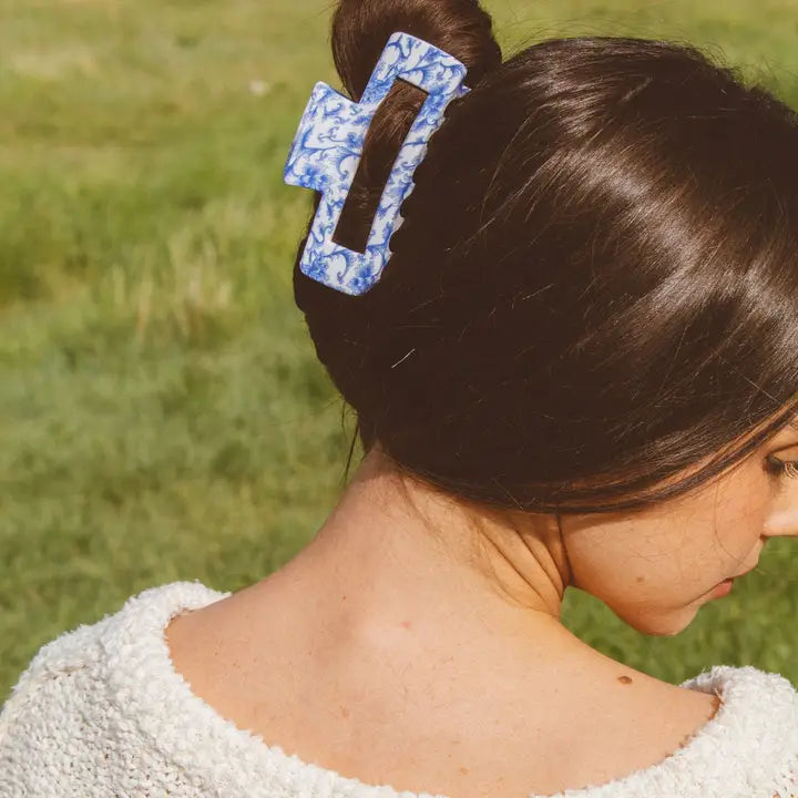 ANDI Blue Chinoiserie Claw Clip