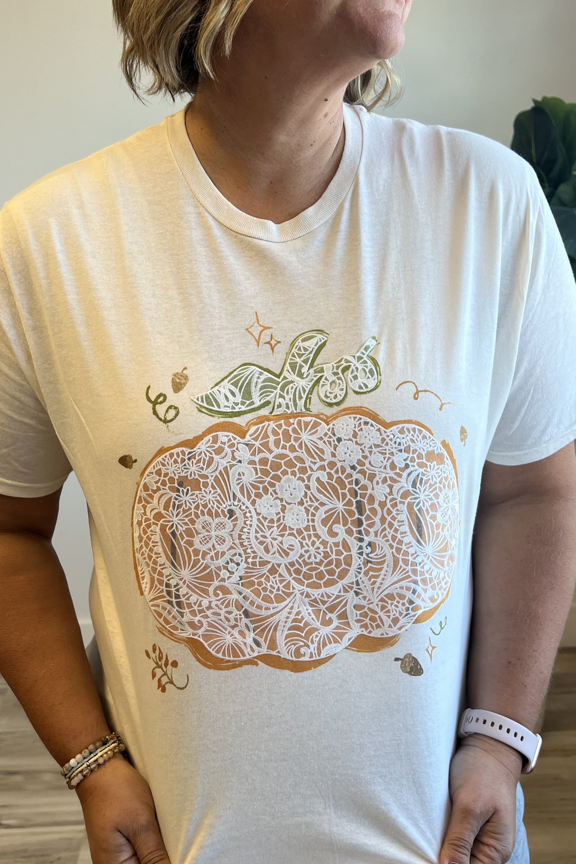 Lace Pumpkin Tee