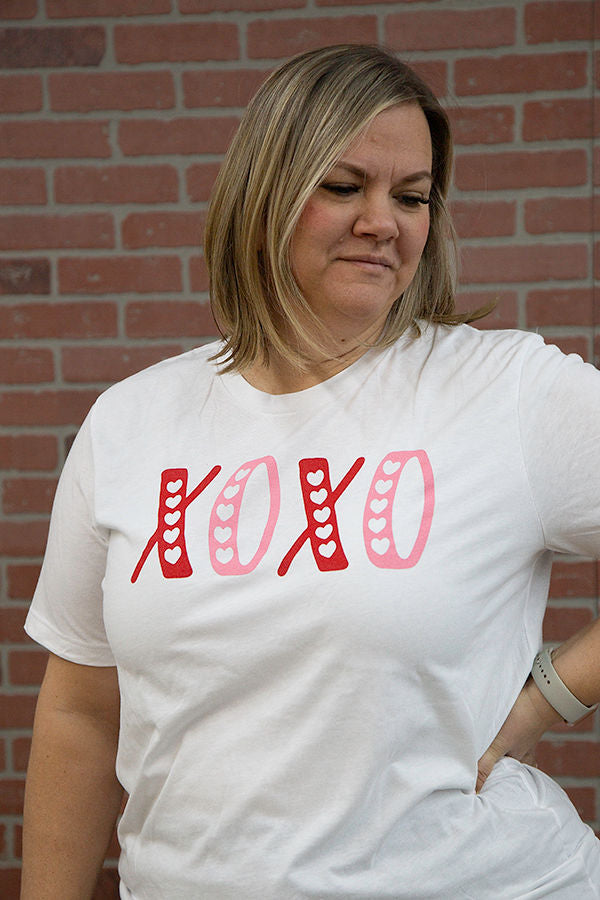 XOXO Graphic (S-XL Left)