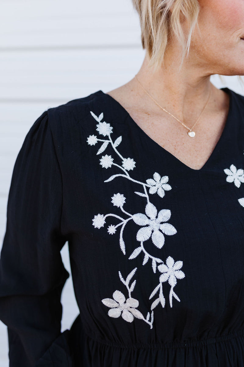 Among The Wildflowers (Size S to XL Left)