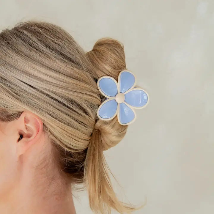 Andi Flower Claw Clip