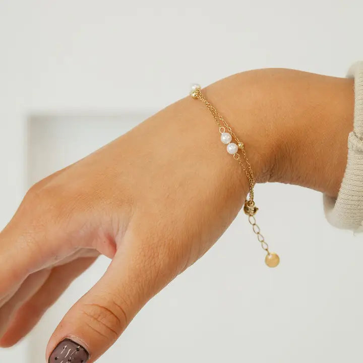 ANDI Gold & Pearl Chain Bracelet