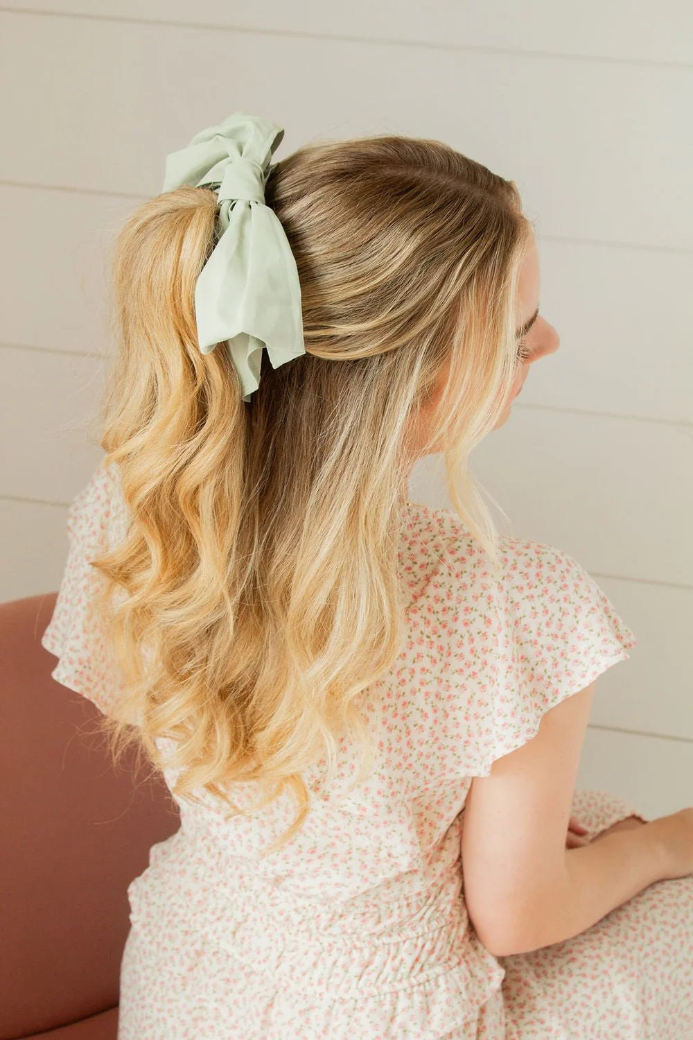 Quinn Bow Barrette