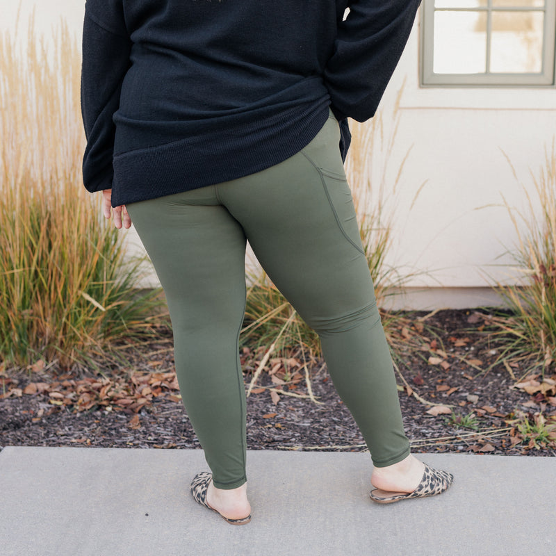 Every Day Leggings with Pockets In Army Green *ALL SALES FINAL*